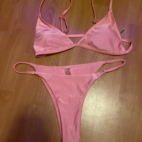 Swimsuits!! All size medium! Need them gone asap. - Picture 2 of 7